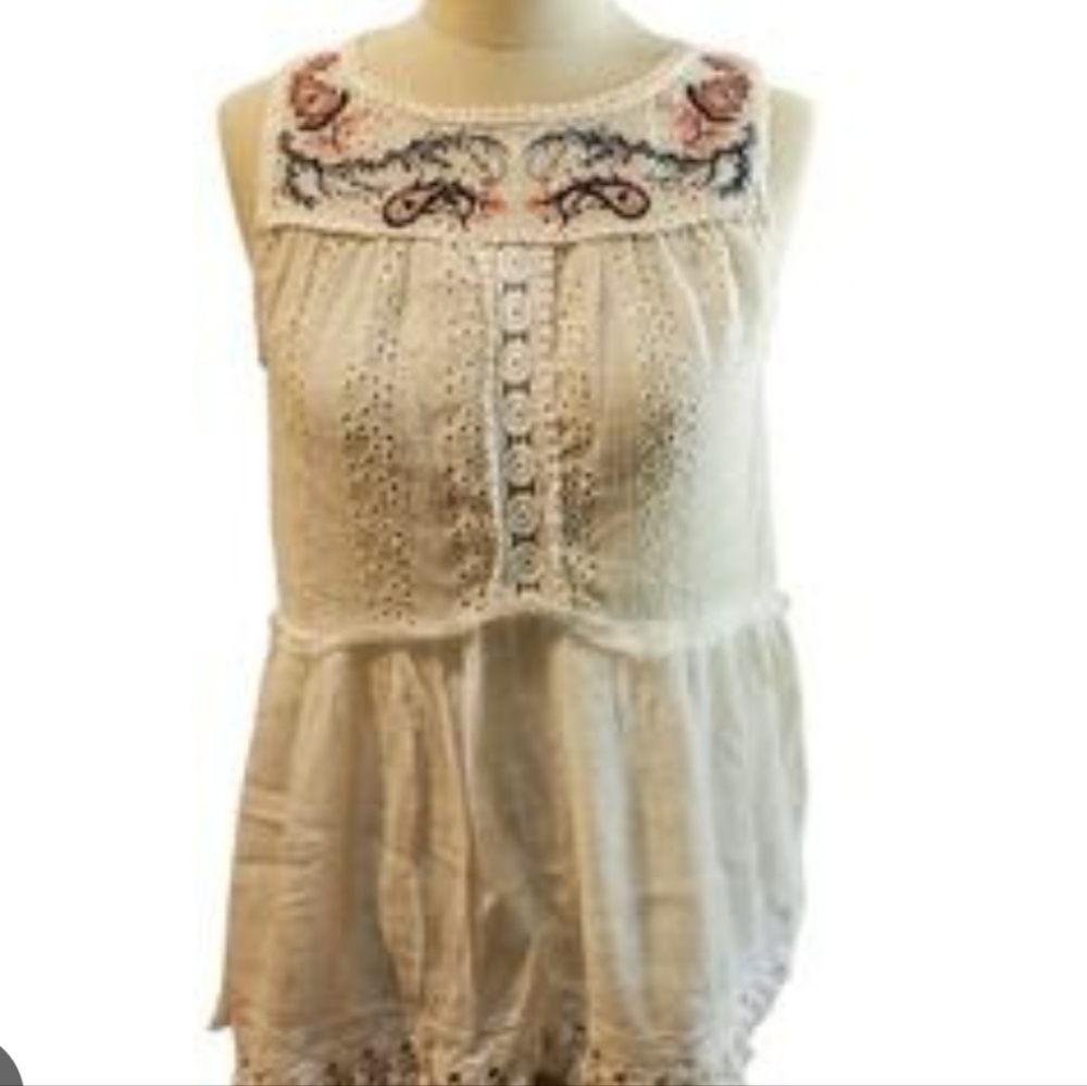Knox Rose White Embroidered Sleeveless Top Size M